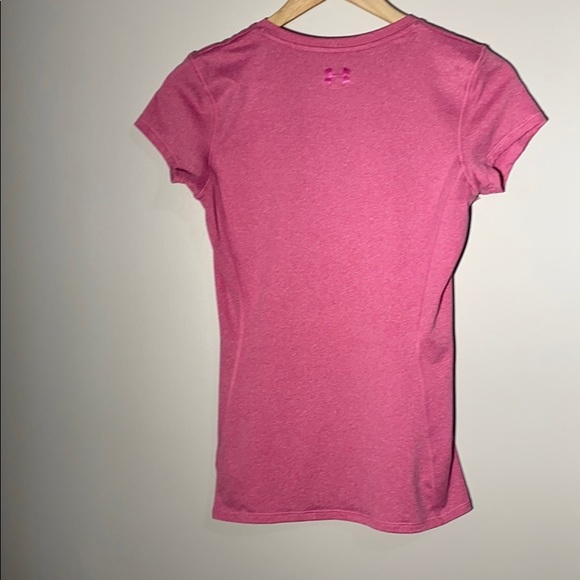 Heat-Gear V-Neck Tee - Picture 4 of 8